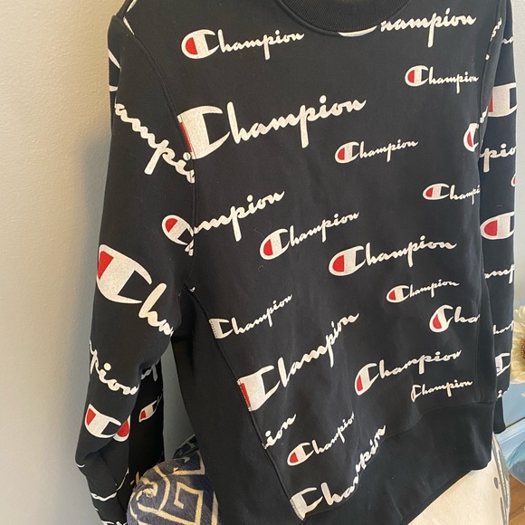 Sweater - Picture 3 of 5